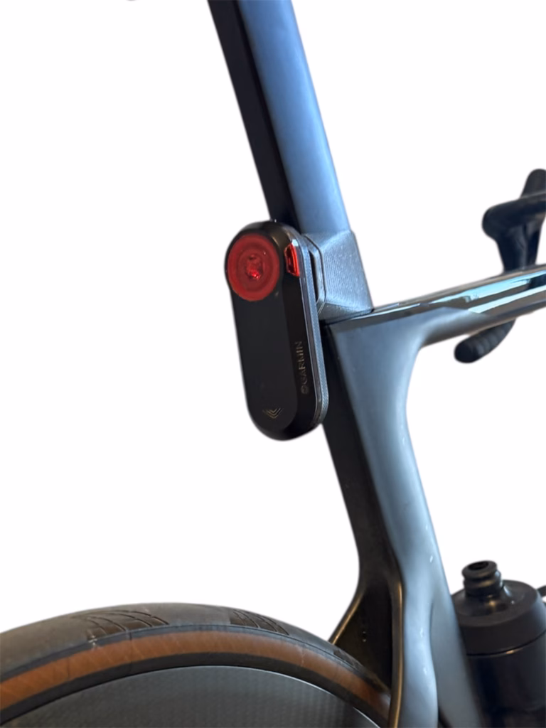 Garmin Varia Radar test: mounting on the Aeroad