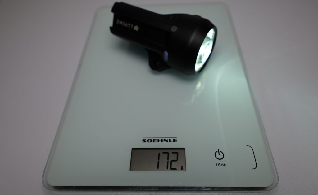 Lupine SL Grano on a Scale During Testing, Showing a Measured Weight of 172 Grams