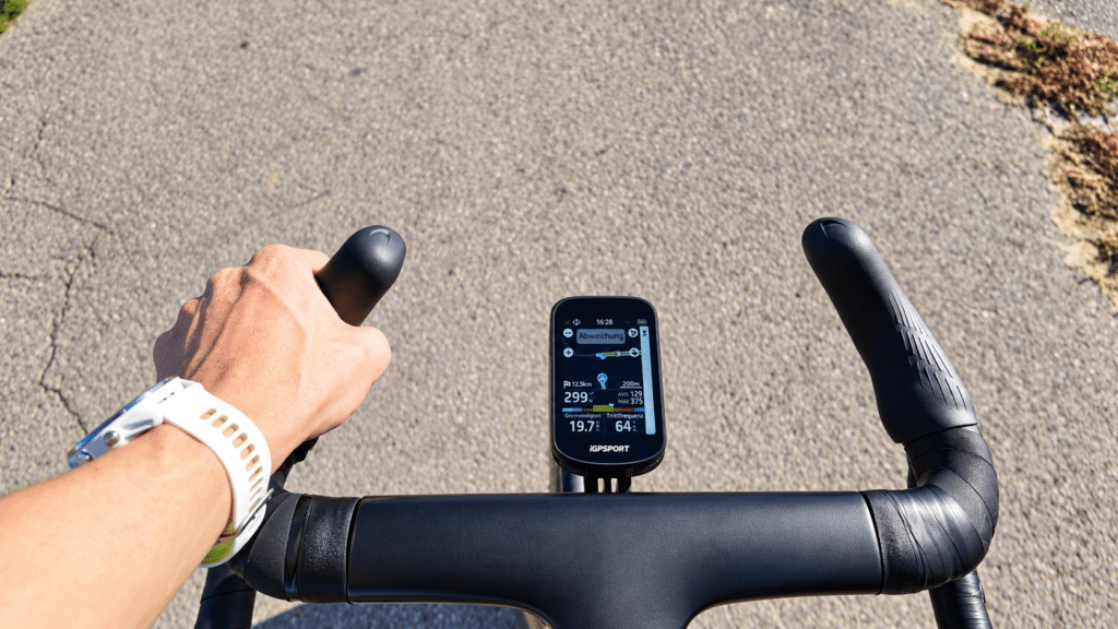 iGPSPORT BSC200 Pro: Adjusted Route iGPSPORT BSC200 Pro Showing an Adjusted Route After Recalculation